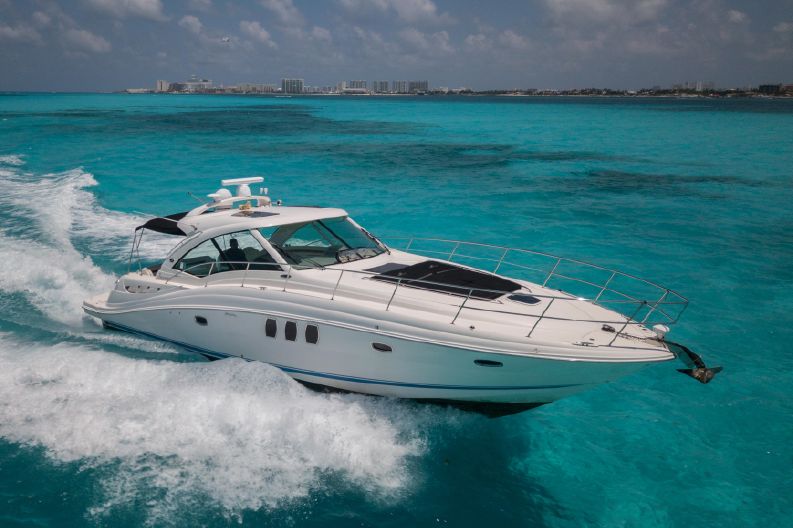 yacht sales Los Cabos, Boat Sales Cabo,, 100' Azimut for sell