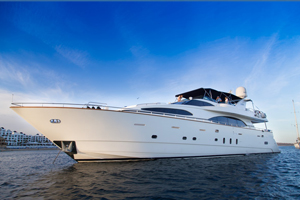 100' Azimut Luxury Mega Yacht Los Cabos, Cabo San Lucas
